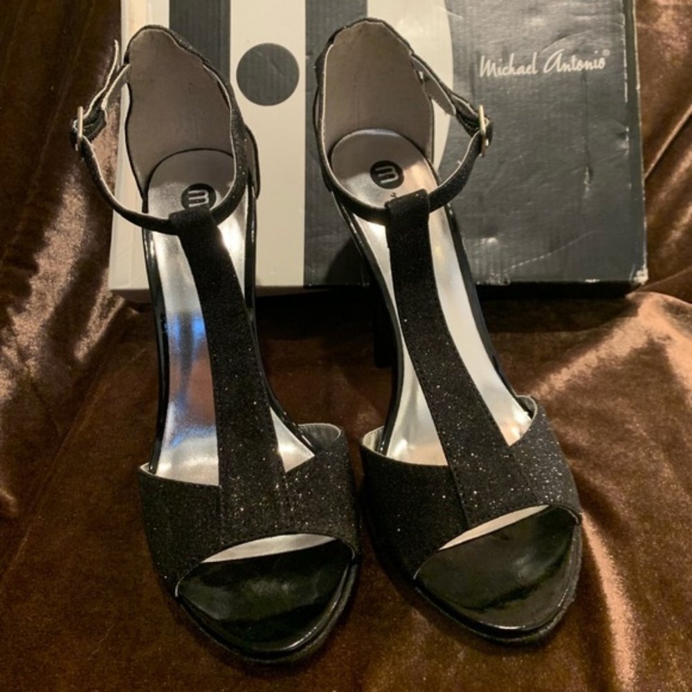 M BY MICHAEL ANTONIO SPARKLE HEELS IN BLACK SIZE 9